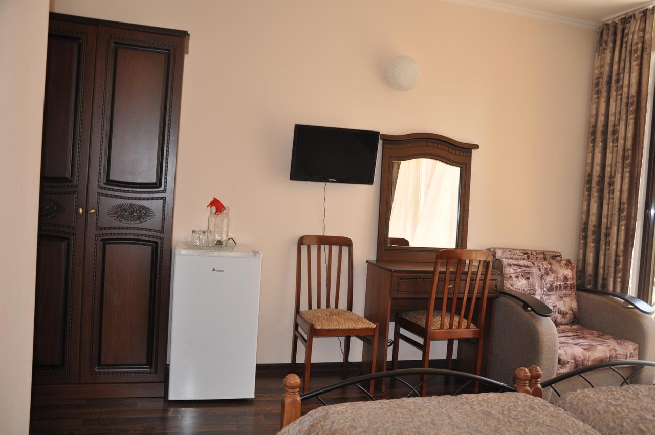Mini Hotel Lidia New Athos Bagian luar foto