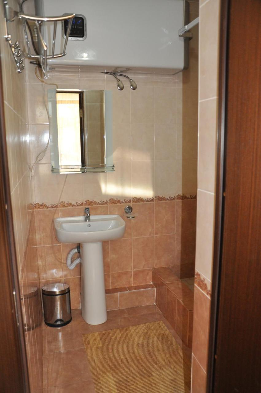 Mini Hotel Lidia New Athos Bagian luar foto