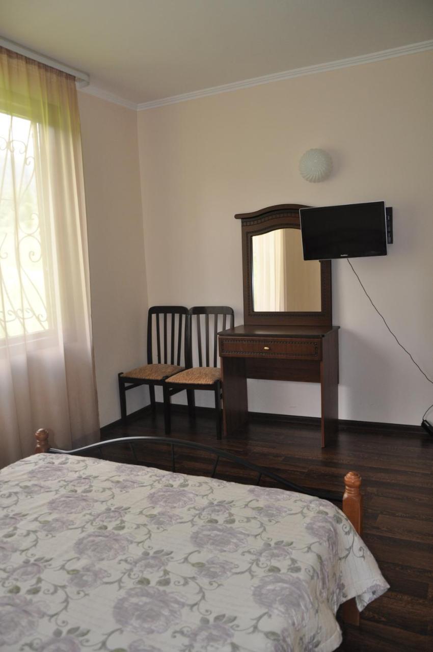 Mini Hotel Lidia New Athos Bagian luar foto